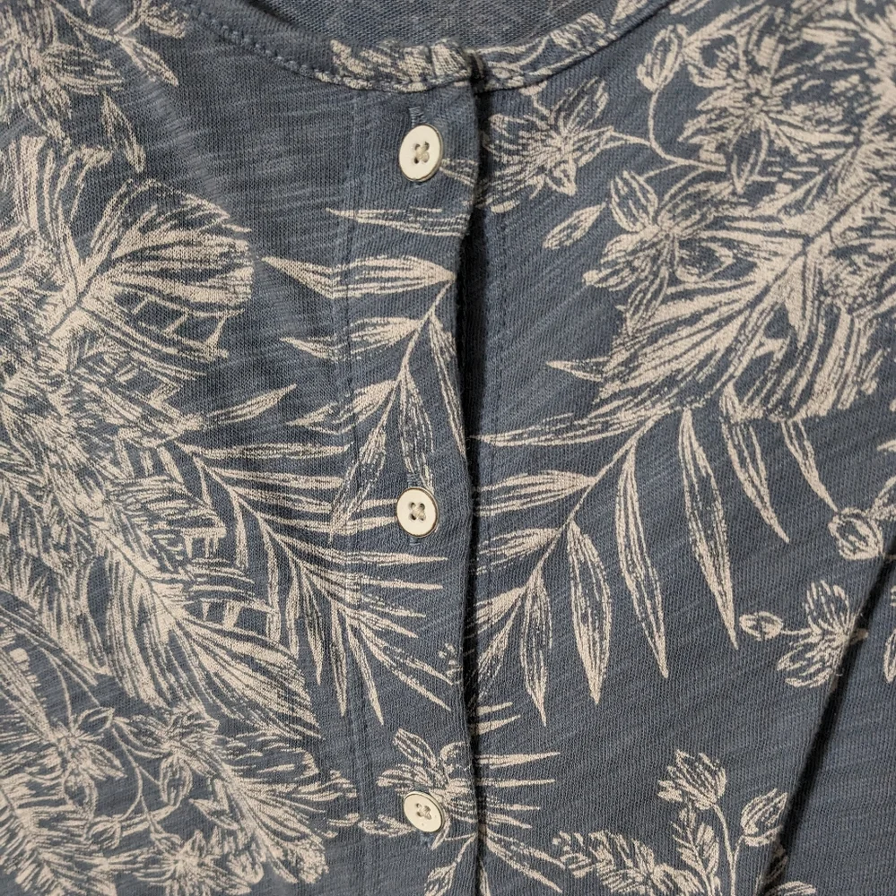 Old Navy Floral Tank - Picture 3 of 5